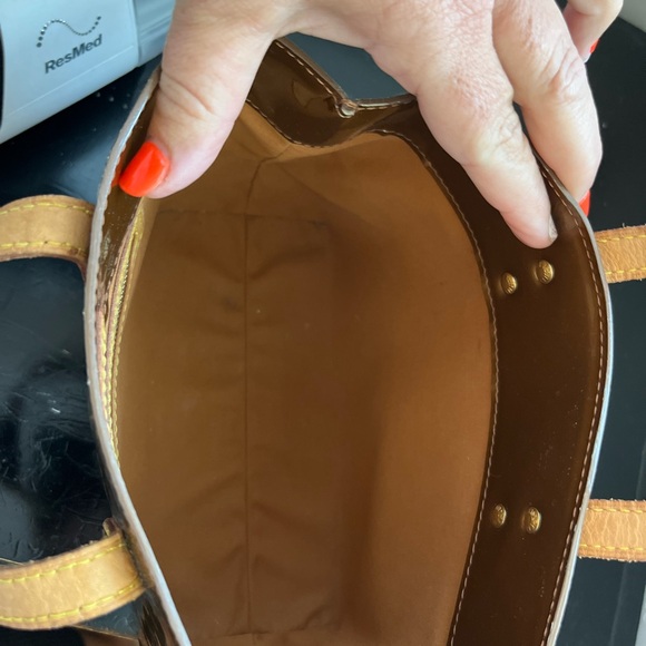 Louis Vuitton Vernis - Picture 7 of 7